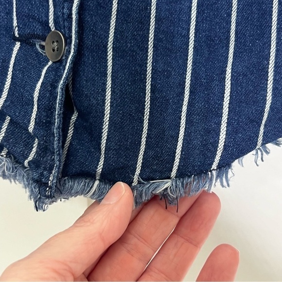 American Eagle Chambray Striped Top - Picture 3 of 5